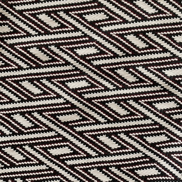 Zara Stretchy Mini Skirt - Picture 2 of 3